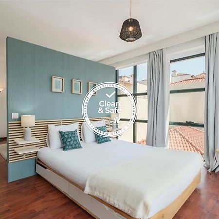 Pelourinho Apartments By An Island Apart ฟุงชาล ภายนอก รูปภาพ