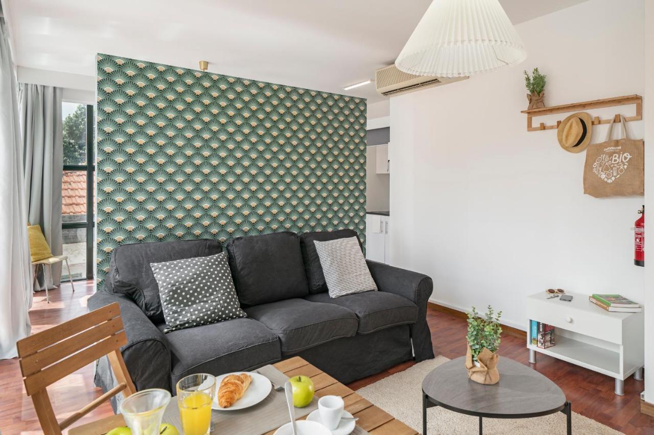Pelourinho Apartments By An Island Apart ฟุงชาล ภายนอก รูปภาพ